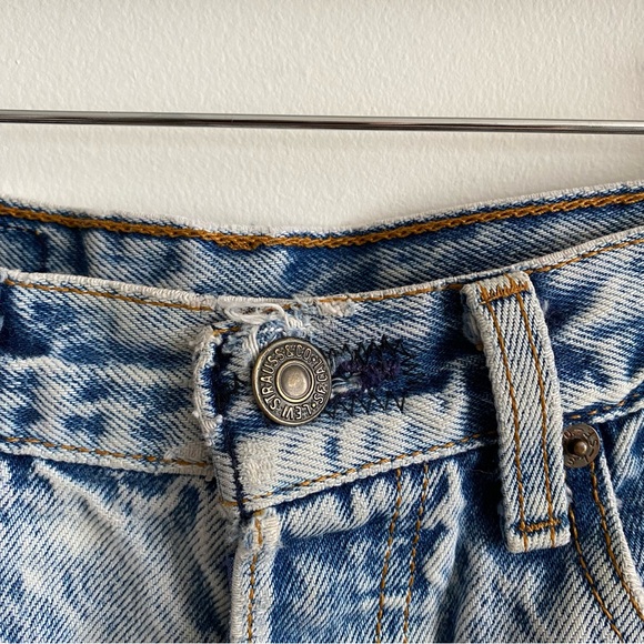 Vintage Acid Wash Levi 501 Denim Shorts - Picture 4 of 11